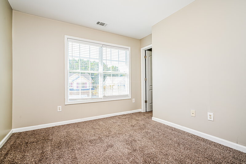 1,895/Mo, 5792 Castlebrook Dr Douglasville, GA 30134 Bedroom View