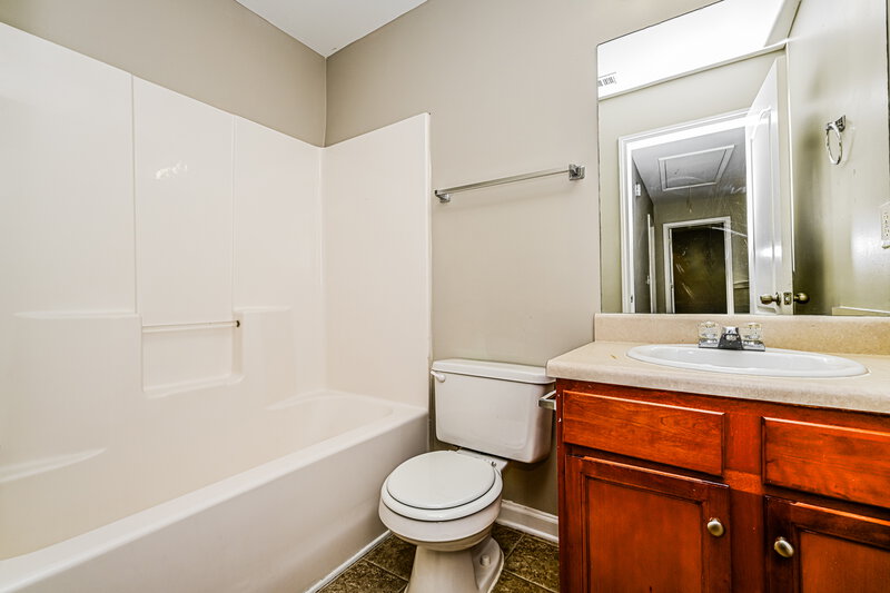 1,895/Mo, 5792 Castlebrook Dr Douglasville, GA 30134 Bathroom View
