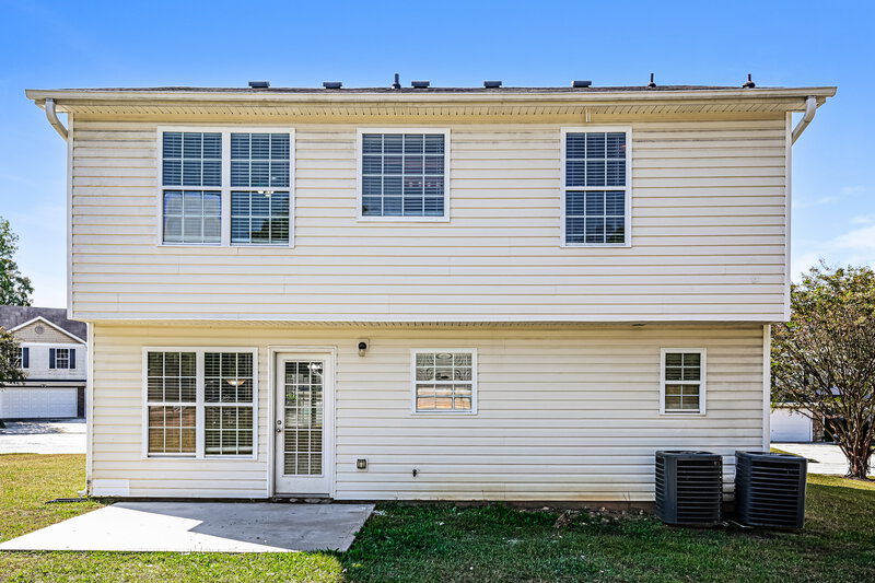 1,895/Mo, 5792 Castlebrook Dr Douglasville, GA 30134 Rear View