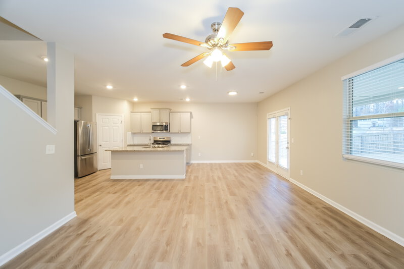 2,400/Mo, 3721 Hampshire Walk SW Atlanta, GA 30331 Living Room View