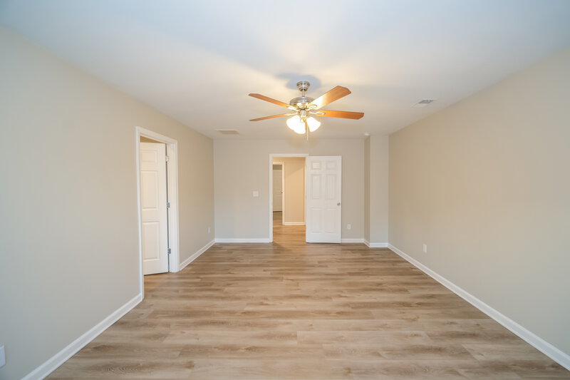 2,400/Mo, 3721 Hampshire Walk SW Atlanta, GA 30331 Main Bedroom View 2