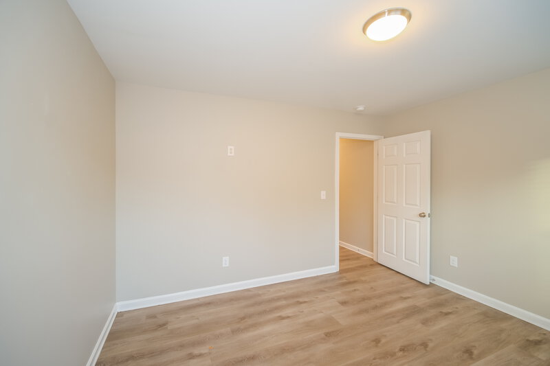 2,400/Mo, 3721 Hampshire Walk SW Atlanta, GA 30331 Bedroom View 2