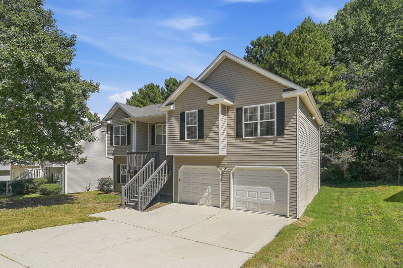 1,950/Mo, 6401 Harvester Cir Douglasville, GA 30134 Front View