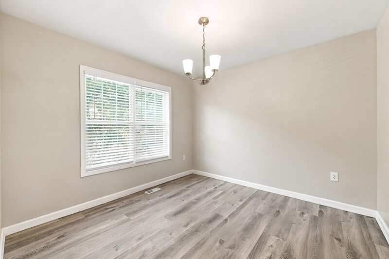 1,950/Mo, 6401 Harvester Cir Douglasville, GA 30134 Bedroom View 3