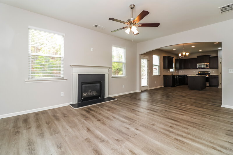 2,230/Mo, 30 Calm Waters Ave Hiram, GA 30141 Misc View 3