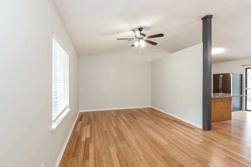 1,980/Mo, 1890 Lamplighter Way Snellville, GA 30078 Living Room View