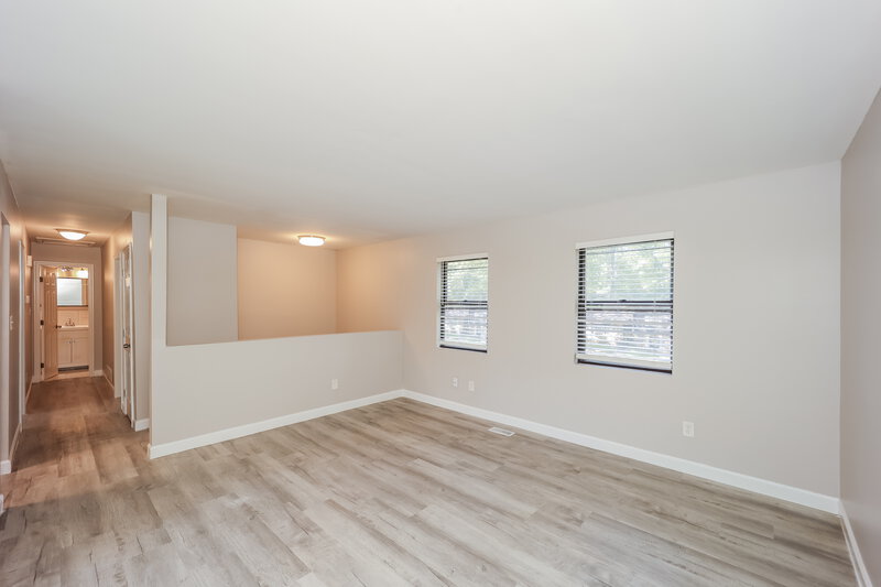 2,060/Mo, 200 Azimuth Ct College Park, GA 30349 Living Room View