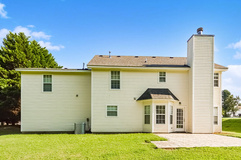 2,345/Mo, 953 Tara Bnd Hampton, GA 30228 Rear View