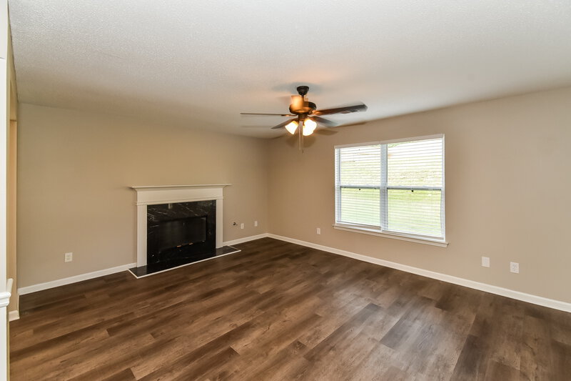 1,715/Mo, 4012 Shaded Oasis Ln Villa Rica, GA 30180 Living Room View
