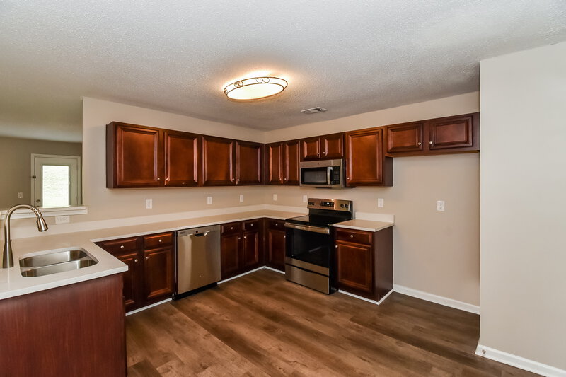 1,715/Mo, 4012 Shaded Oasis Ln Villa Rica, GA 30180 Kitchen View