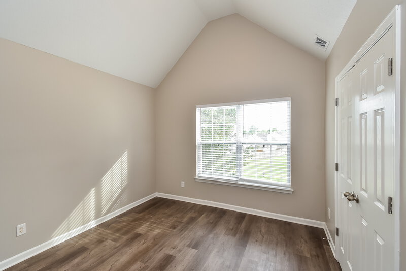 1,715/Mo, 4012 Shaded Oasis Ln Villa Rica, GA 30180 Bedroom View 3