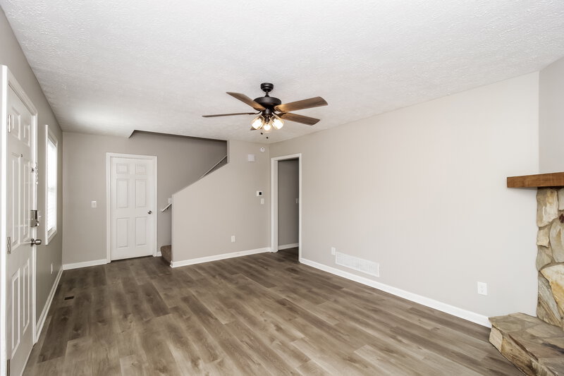 1,965/Mo, 3756 Cherokee Overlook Dr Canton, GA 30115 Living Room View