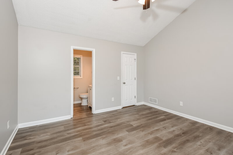 1,985/Mo, 3756 Cherokee Overlook Dr Canton, GA 30115 Main Bedroom View