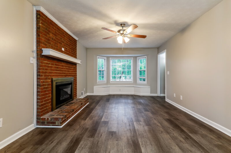 1,905/Mo, 1212 Summit Links Ct Snellville, GA 30078 Living Room View