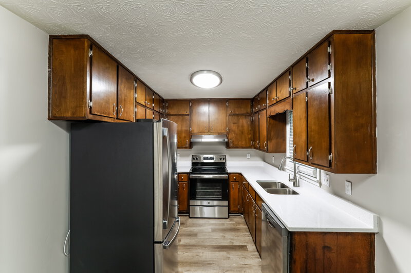 1,905/Mo, 1212 Summit Links Ct Snellville, GA 30078 Kitchen View