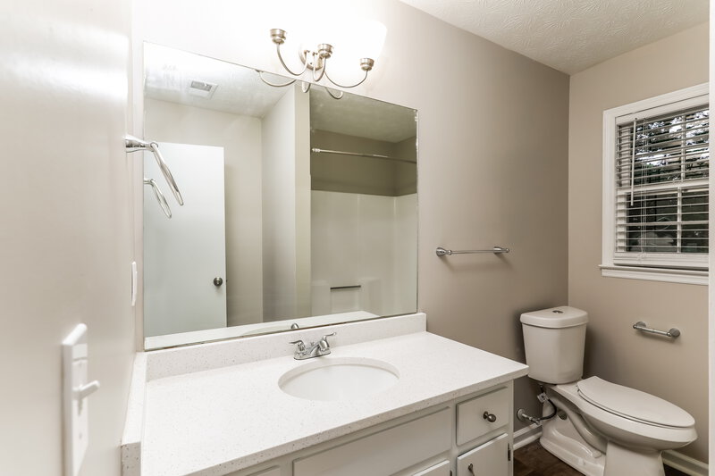 1,905/Mo, 1212 Summit Links Ct Snellville, GA 30078 Bathroom View