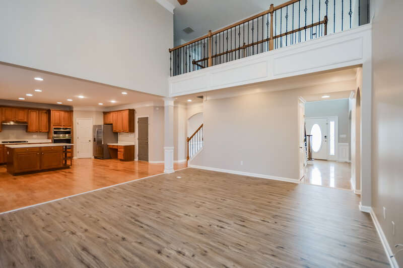 2,810/Mo, 2408 Hyde Park Ct Conyers, GA 30013 Living Room View 2