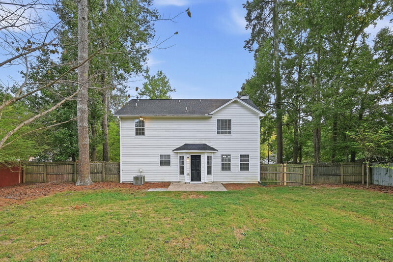 2,200/Mo, 1421 Steve Court Lawrenceville, GA 30043 Rear View