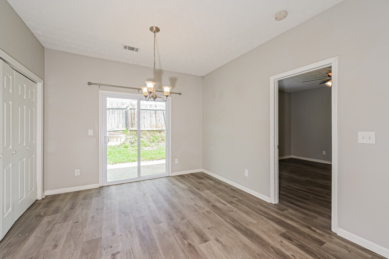 1,975/Mo, 444 Village Bluff Dr Lawrenceville, GA 30046 Dining Room View