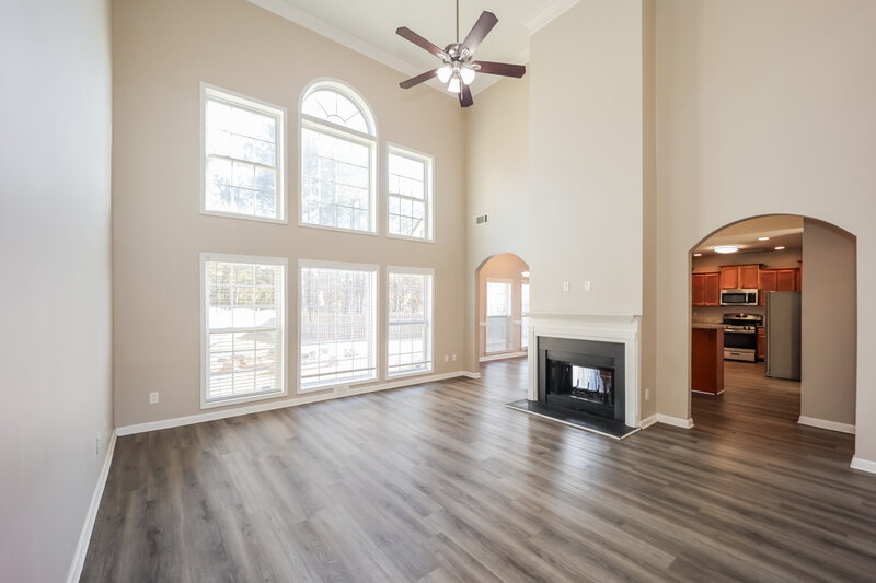 3,910/Mo, 501 Summer Brooke Ln Fairburn, GA 30213 Living Room View