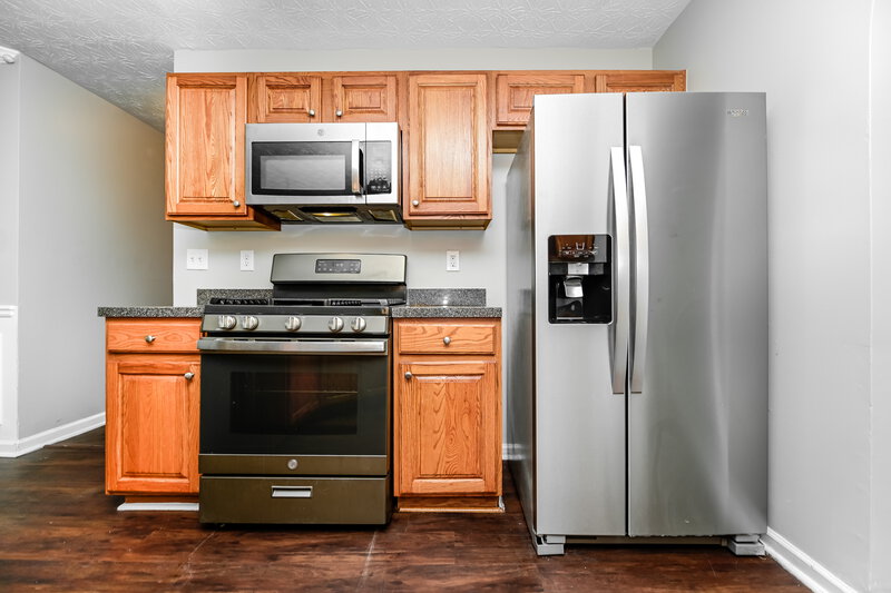 2,440/Mo, 1664 Gallup Dr Stockbridge, GA 30281 Kitchen View