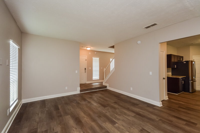 1,910/Mo, 6399 Laurel Post Ct Lithonia, GA 30058 Living Room View 2