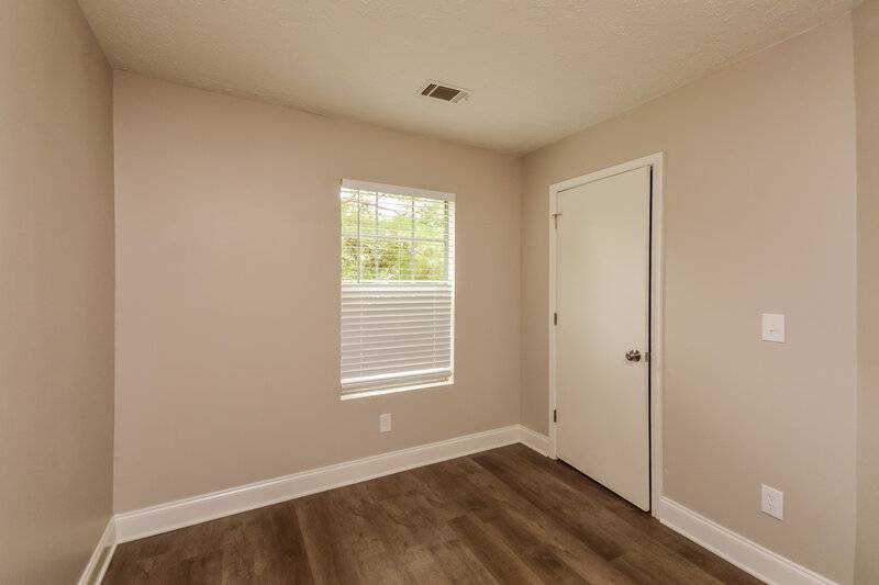 1,910/Mo, 6399 Laurel Post Ct Lithonia, GA 30058 Bedroom View
