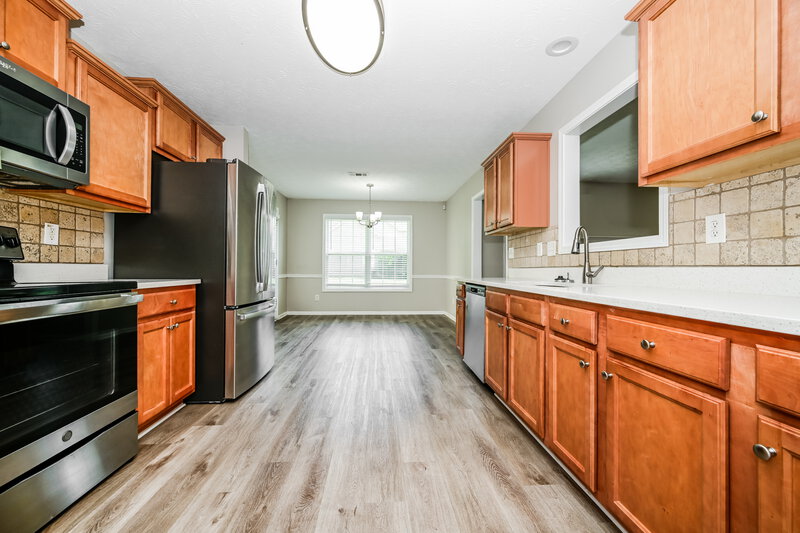 2,480/Mo, 1024 Levista Dr Locust Grove, GA 30248 Kitchen View 2