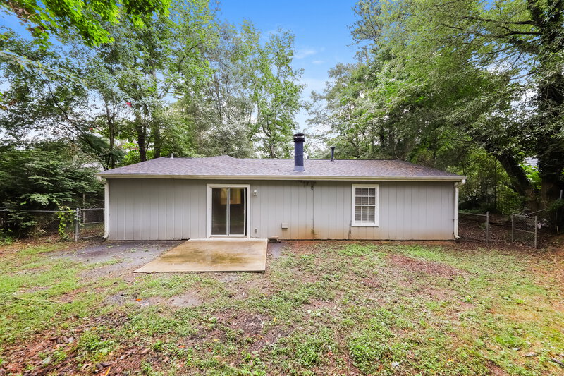 1,795/Mo, 2429 Chauncey Ln SW Marietta, GA 30064 Rear View