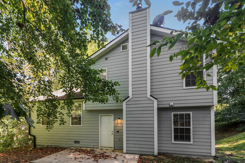 1,890/Mo, 2538 Rock Creek Ct Sw Marietta, GA 30064 Rear View