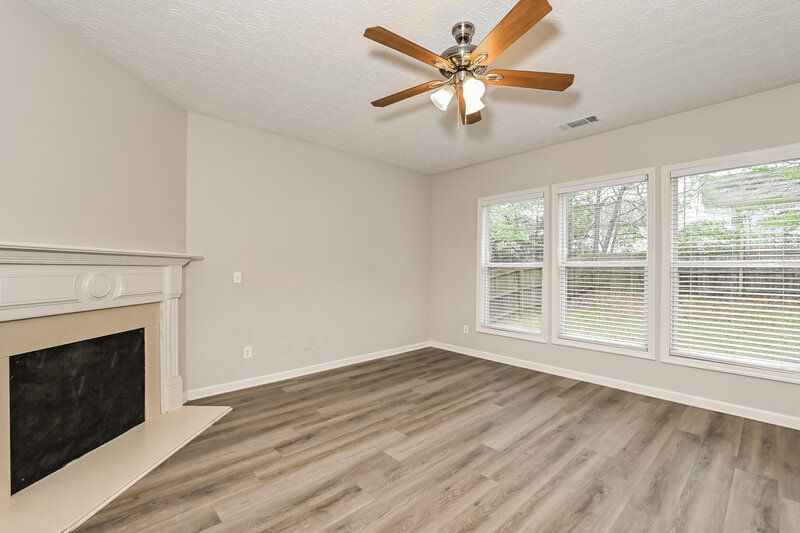 2,280/Mo, 565 Cool Weather Drive Lawrenceville, GA 30045 Living Room View