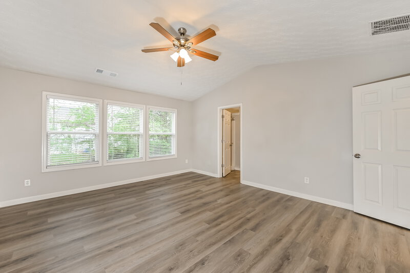 2,280/Mo, 565 Cool Weather Drive Lawrenceville, GA 30045 Main Bedroom View