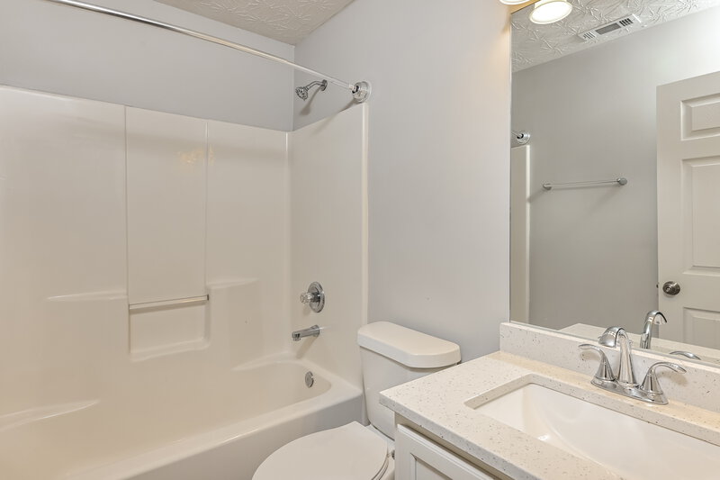2,280/Mo, 565 Cool Weather Drive Lawrenceville, GA 30045 Bathroom View