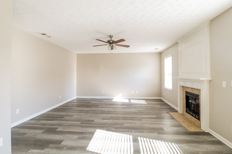 2,210/Mo, 3606 Cape Ln Conyers, GA 30013 Living Room View
