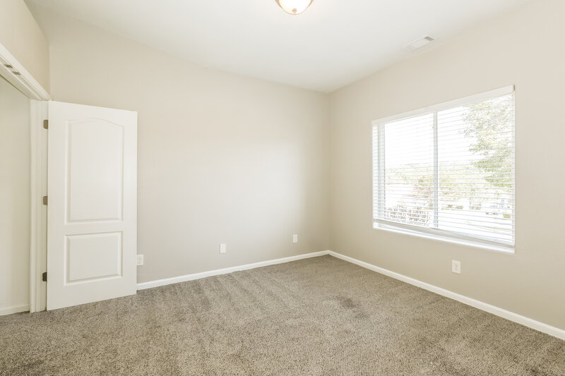 2,080/Mo, 106 Garden Walk Stockbridge, GA 30281 Bedroom View 3