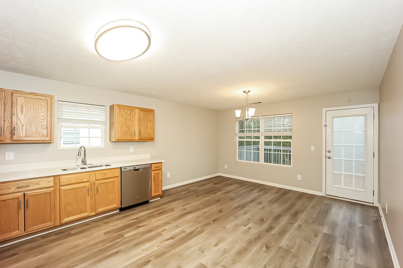 1,825/Mo, 10948 Big Sky Dr Hampton, GA 30228 Kitchen View