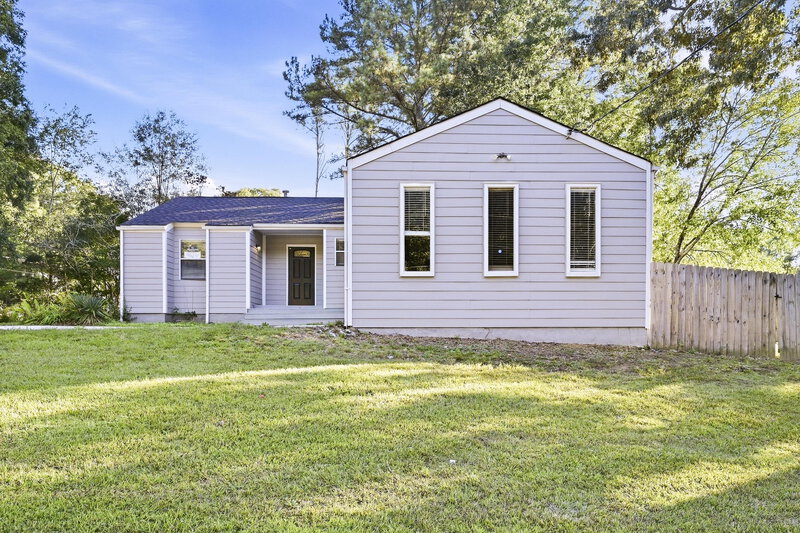 3 Bedroom House – 5069 Great Meadows Rd, Lithonia, GA 30038