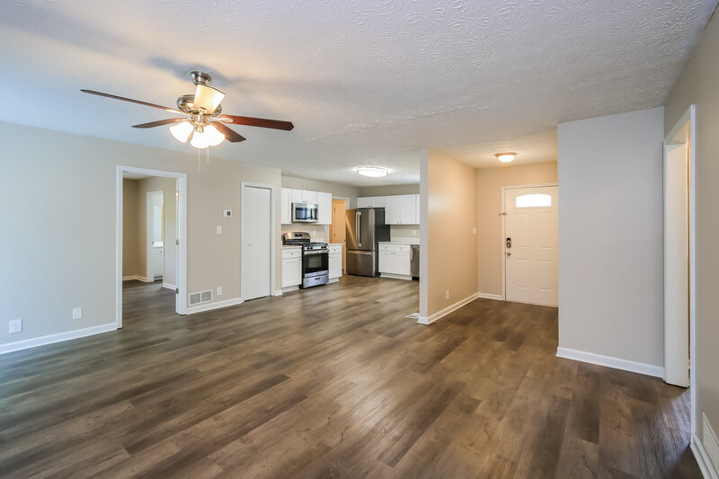 2,810/Mo, 5069 Great Meadows Rd Lithonia, GA 30038 Living Room View