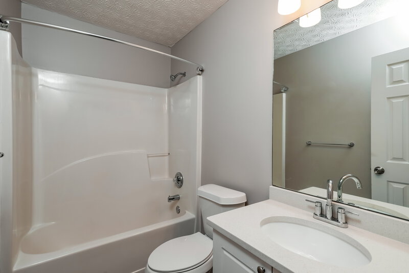2,635/Mo, 858 Stonebridge Cres Lithonia, GA 30058 Bathroom View