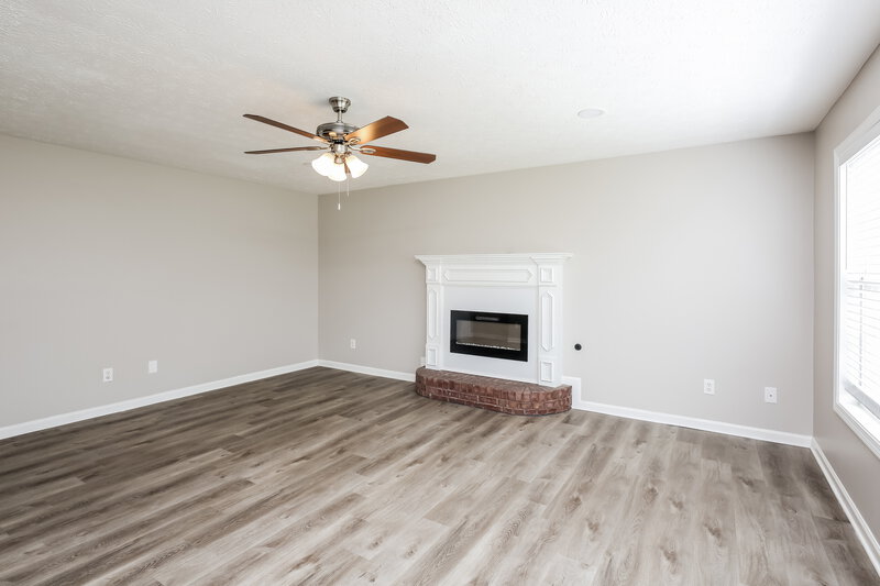 2,495/Mo, 785 Georgian Hills Dr Lawrenceville, GA 30045 Living Room View