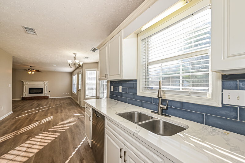 2,390/Mo, 785 Georgian Hills Dr Lawrenceville, GA 30045 Kitchen View 2