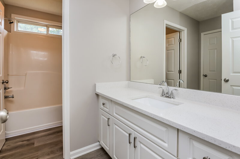 2,495/Mo, 785 Georgian Hills Dr Lawrenceville, GA 30045 Bathroom View