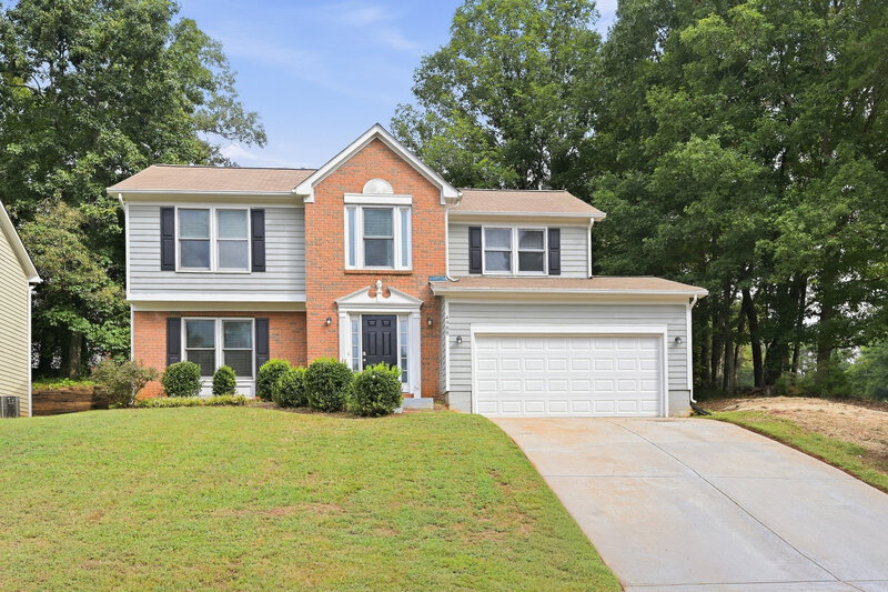 2,220/Mo, 4988 Wynhurst Way Stone Mountain, GA 30088 External View