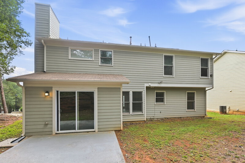 2,220/Mo, 4988 Wynhurst Way Stone Mountain, GA 30088 Backyard View
