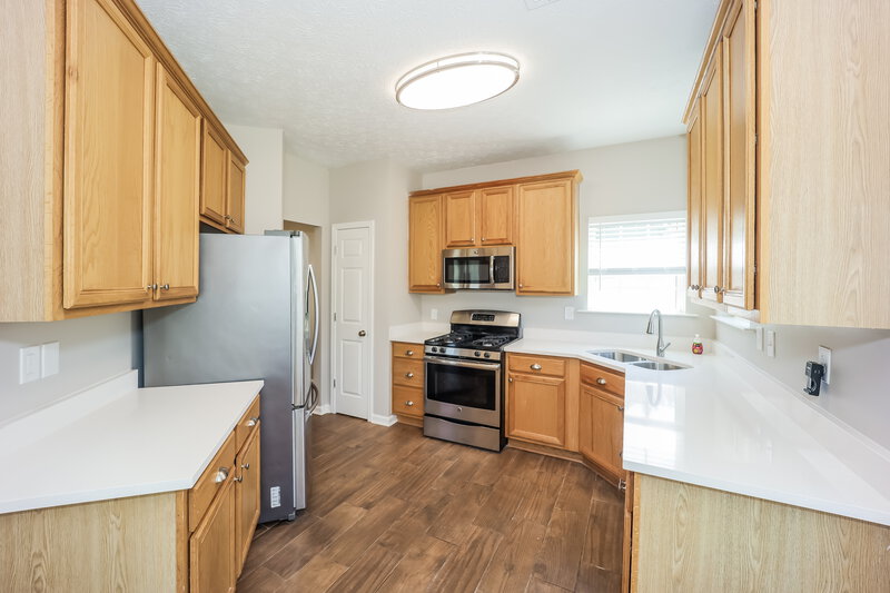 3,130/Mo, 44 Palladio Way Newnan, GA 30263 Kitchen View 2