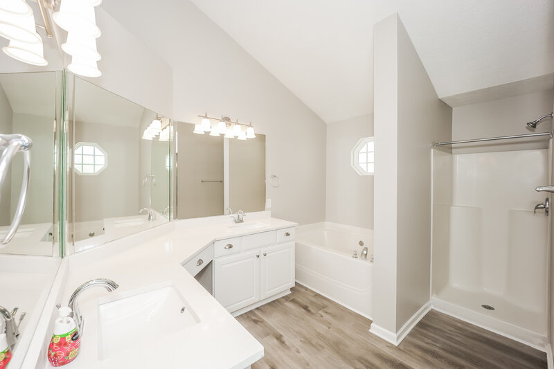 3,130/Mo, 44 Palladio Way Newnan, GA 30263 Main Bathroom View
