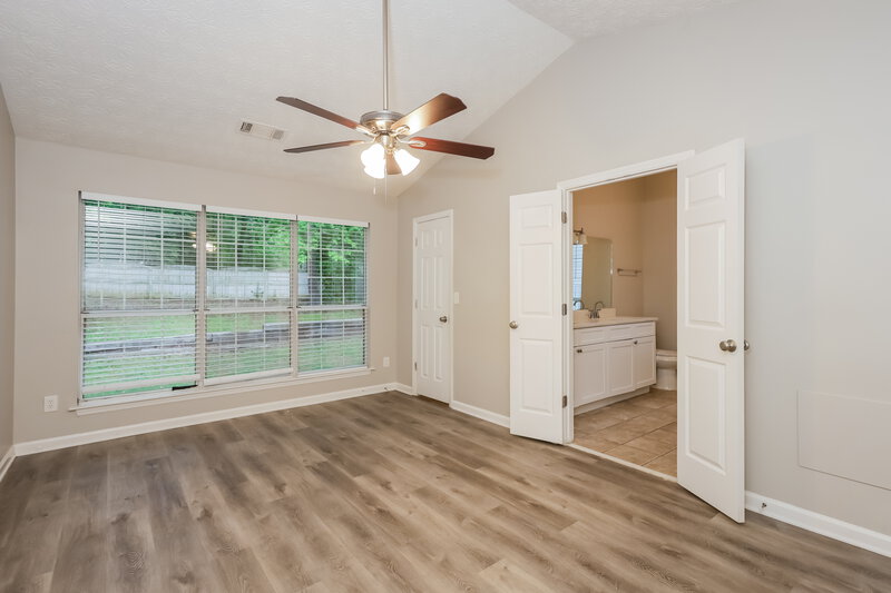 2,540/Mo, 8391 Taylor Rd Riverdale, GA 30274 Main Bedroom View