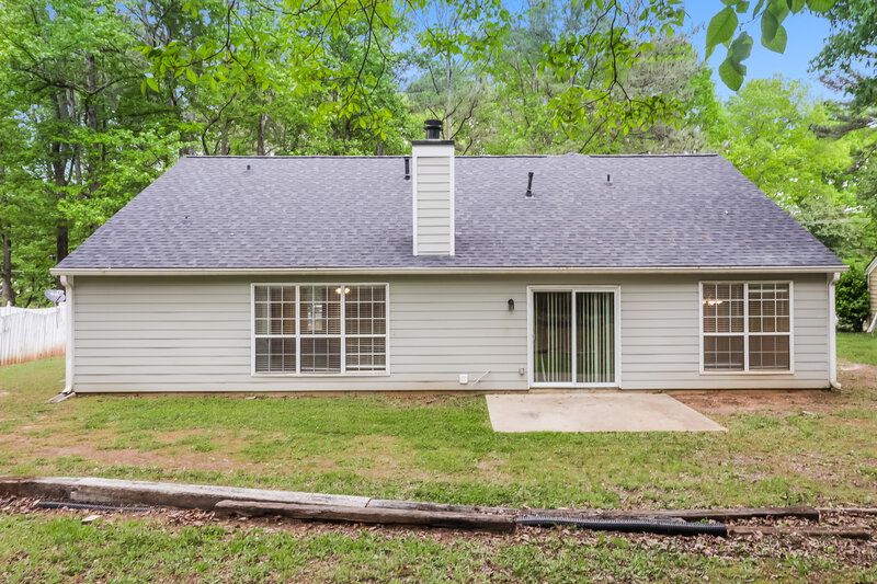 2,540/Mo, 8391 Taylor Rd Riverdale, GA 30274 Rear View