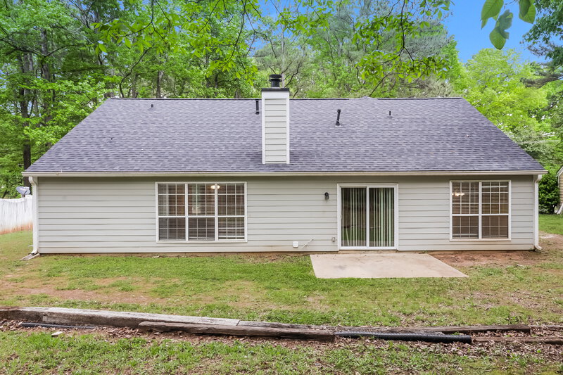 2,540/Mo, 8391 Taylor Rd Riverdale, GA 30274 Rear View 2