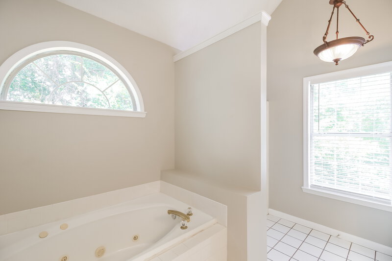 2,675/Mo, 155 Byington Dr Fayetteville, GA 30214 Main Bathroom View 2